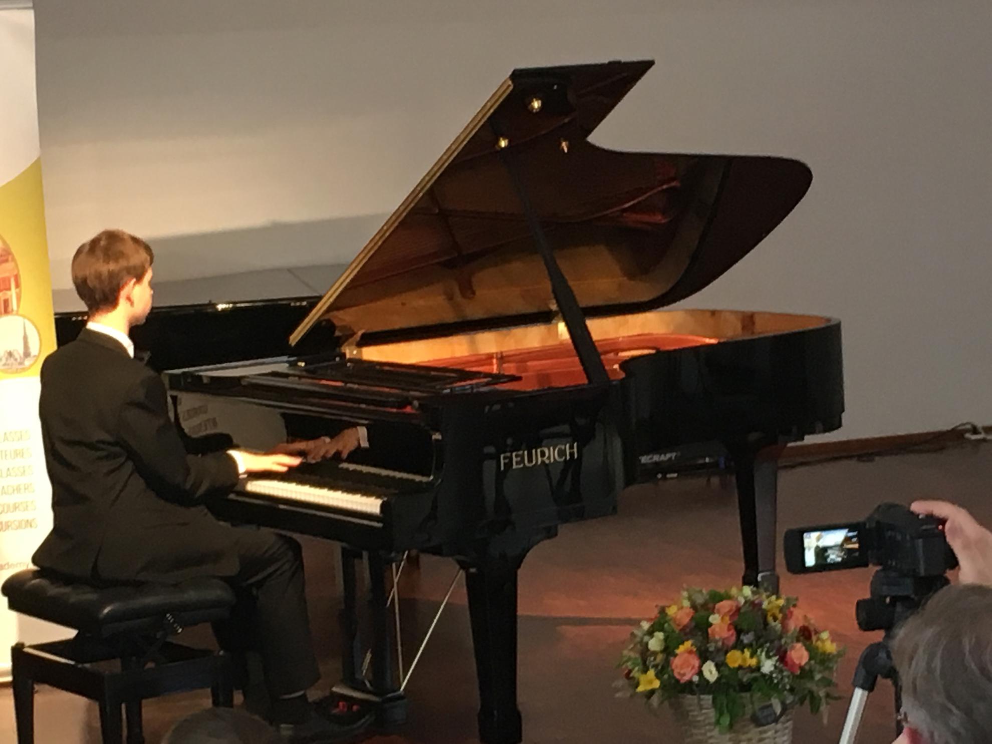 FEURICH Masterclass-Vitaly Petrow-Grand Prize_2